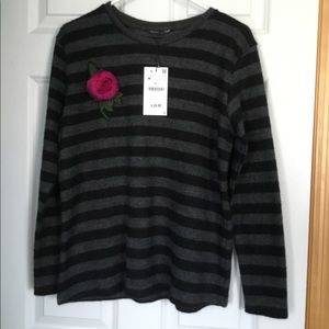 Stripe knit sweater with Rose Appliqué